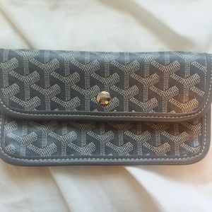 Authentic Goyard St. Louis Pouch w/ serial #